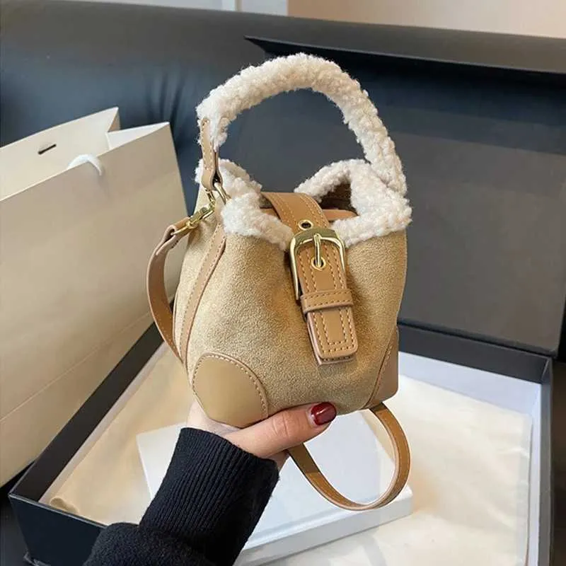 Cashmere mini bucket bag Meila suede retro 2024 new shoulder cross font handbag Y241216_voghion.com