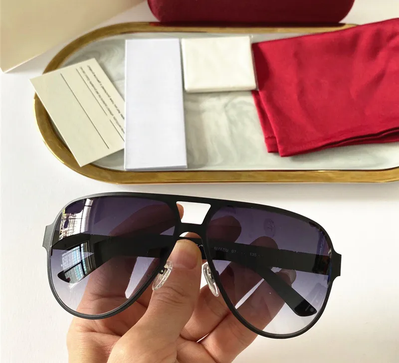 Classic Pilot Sunglasses For Men Retro Designer Style Eyewear_voghion.com