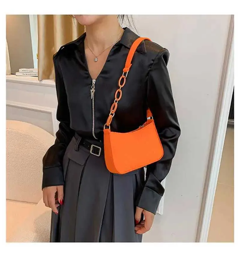 Portabel Handtasche Kontrastfaarweg Tasche Stylesch Ënneraarm Casual A Modesch Grouss Kapazitéit Dammetaschen_voghion.com