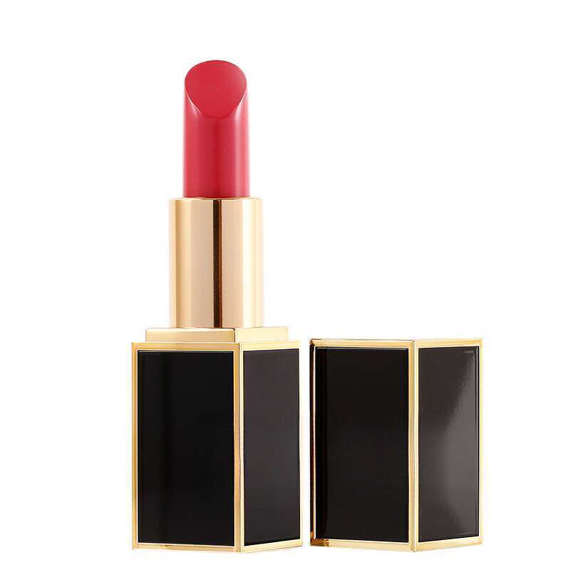 Rossetto 16 Creamy Matte Nero Nutriente Bianco Tubo Fine 03/20_voghion.com
