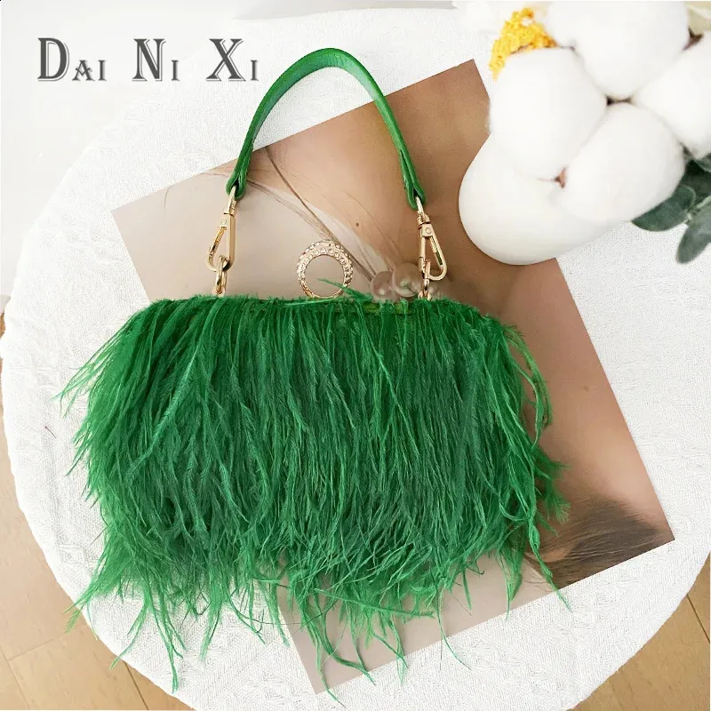 Mode Strauß Fuax Pelz Feder Brieftasche Clutch Tasche Damen Dia Knuckle Ringe Dinner Party Hochzeit Geldbörse Chic 240919_voghion.com