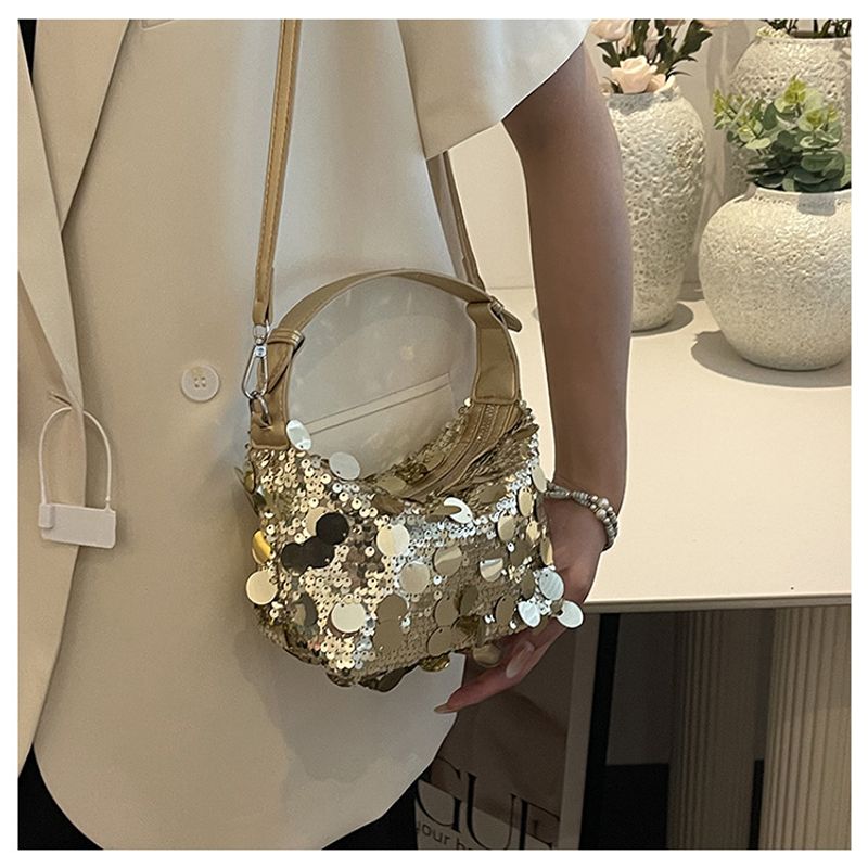 Modische kleine quadratische Tasche Damen im neuen ausländischen Stil 2024 mit Pailletten, Knödeltasche, vielseitige_voghion.com