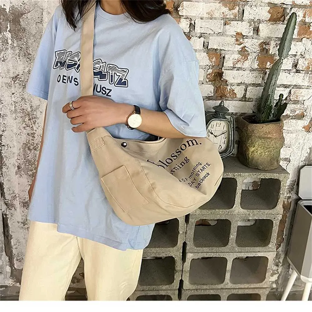 Letter Printed Canvas Single Shoulder Bag Student Large Capacity Messenger Tote Bags Solid Leisure Handbag Shopper_voghion.com