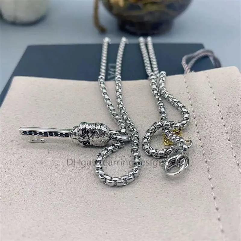 Collana Donna Ciondoli per Collane Gioielli in Argento Memento Designer Mori Teschio Chiave Amuleto in Argento Sterling con_voghion.com
