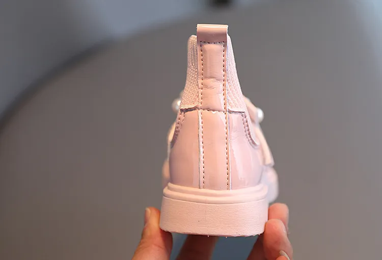 2025 Nei Baby Meedercher Prinzessin Stiwwelen Socken Cutefeet Kanner Casual Klengkanner Kanner Hierscht Wanter Lieder Schong mat Pärelen_voghion.com
