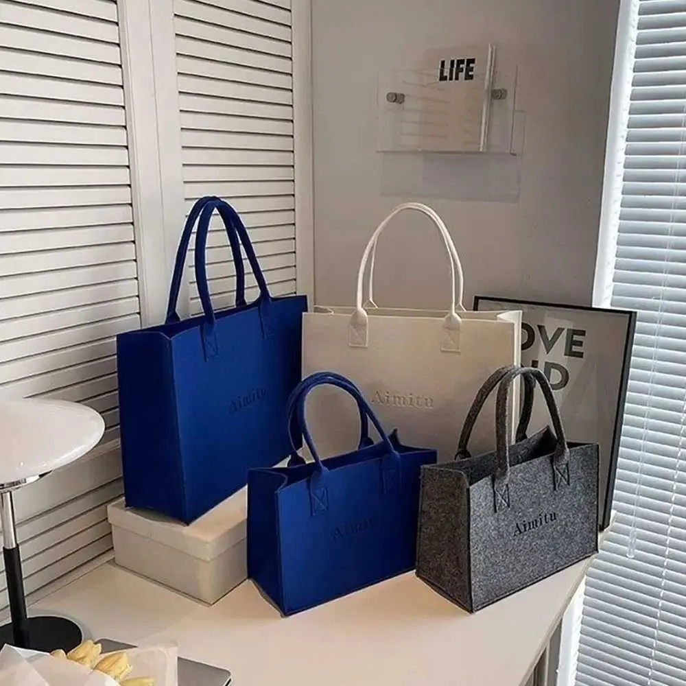 Women's Solid Colour Felt Shoulder Bag Large Capacity Tote Bag_voghion.com
