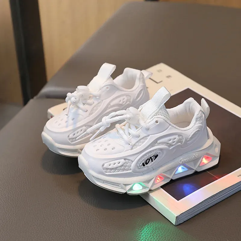New LED Baby Boys Luminous Running Childrens Breathable Mesh Sports Shoes Size 21-30 240627_voghion.com