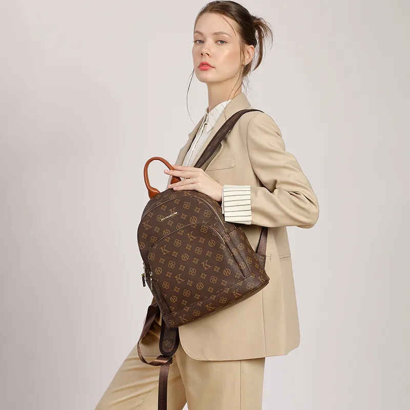 Zaino donna moda borsa portatile designer classico versatile_voghion.com