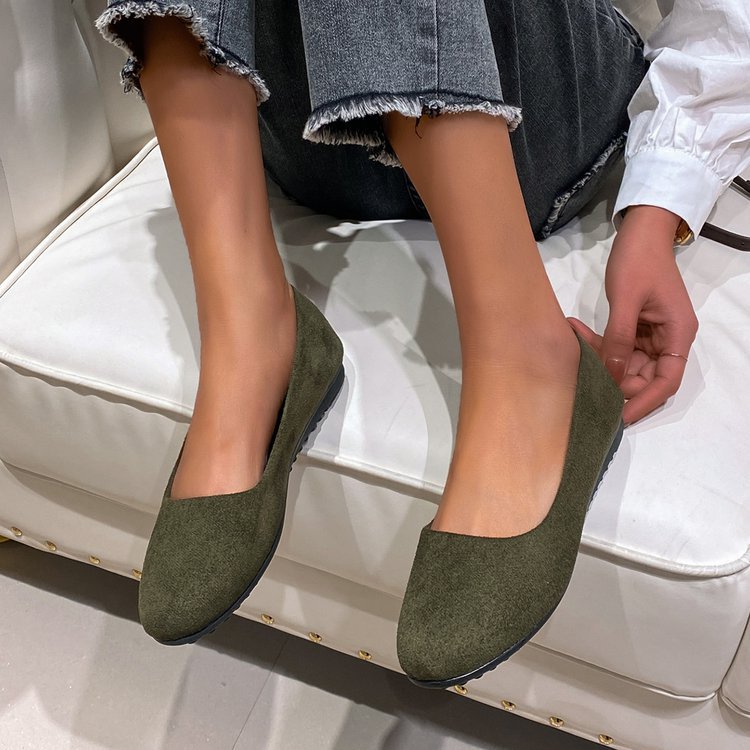 large Size Women's Shallow-mouth Shoes New Comfortable Flat-soled Suede Slip-on Women's Shoes In Stock_voghion.com