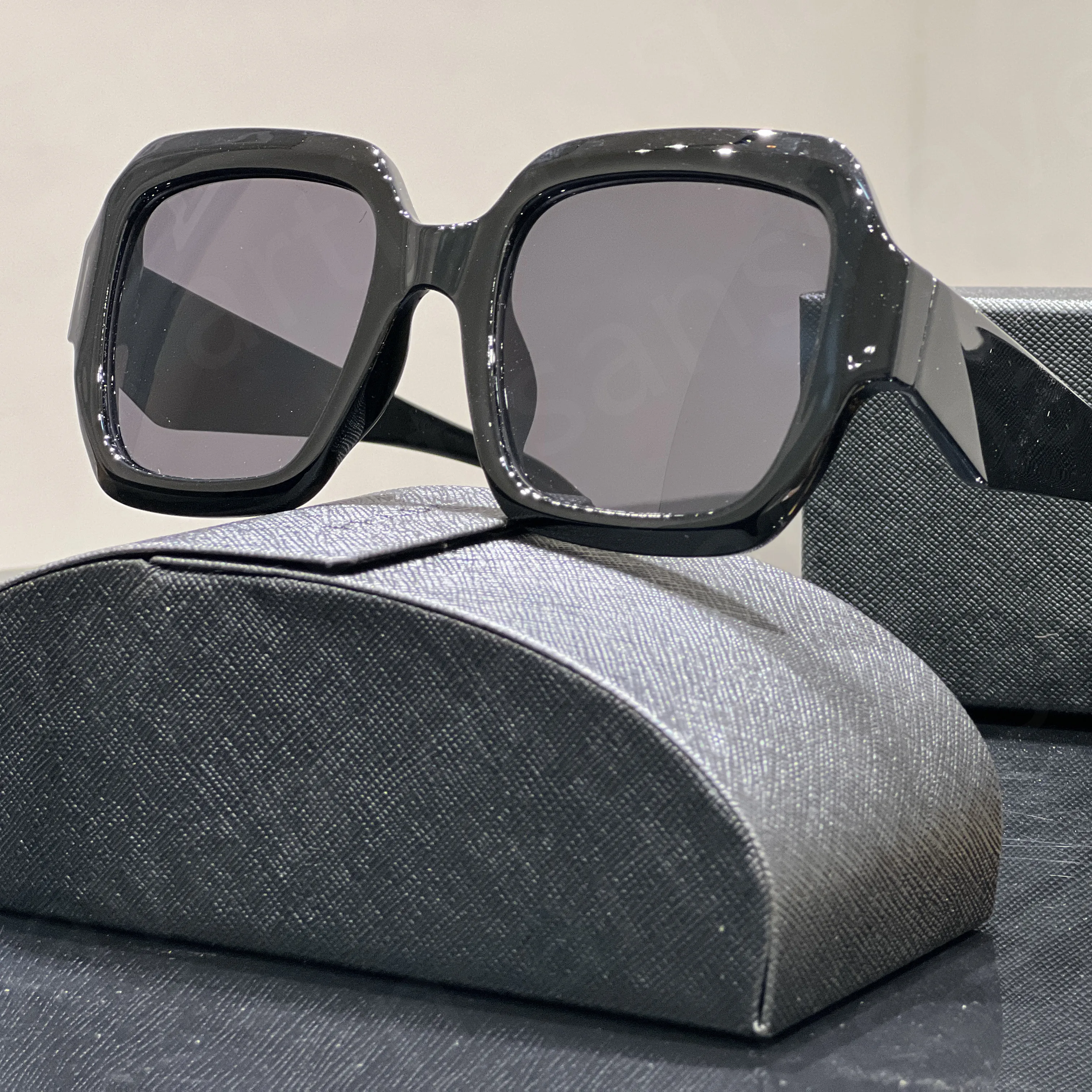 Nuevas gafas de sol clásicas versátiles para mujer, de diseñador de alta calidad para hombre y mujer, de múltiples colores._voghion.com