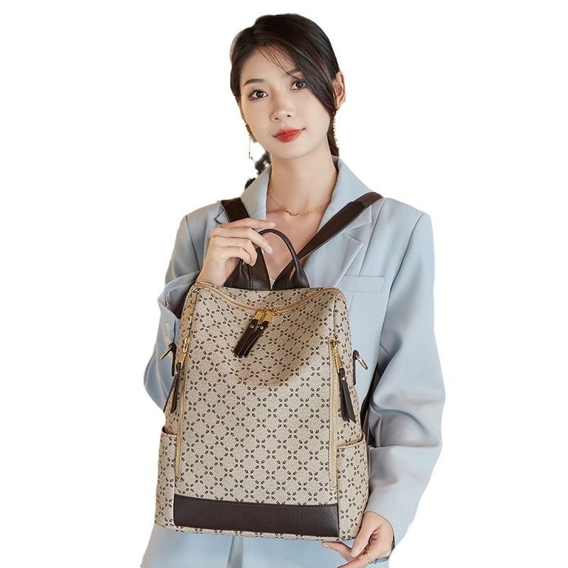 Stylish Women's Anti-Theft Backpack with Large Capacity_voghion.com