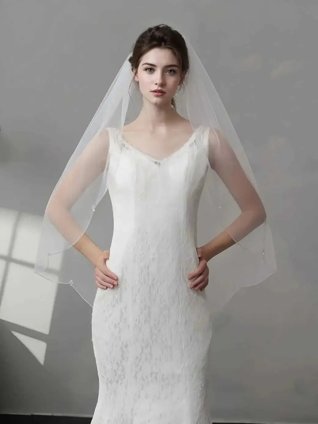 Hair Jewelry V118 1T Pearls Bridal Fingertip Scalloped Edge Rhinestones Crystal Wedding Veil With Comb Short Elegant_voghion.com