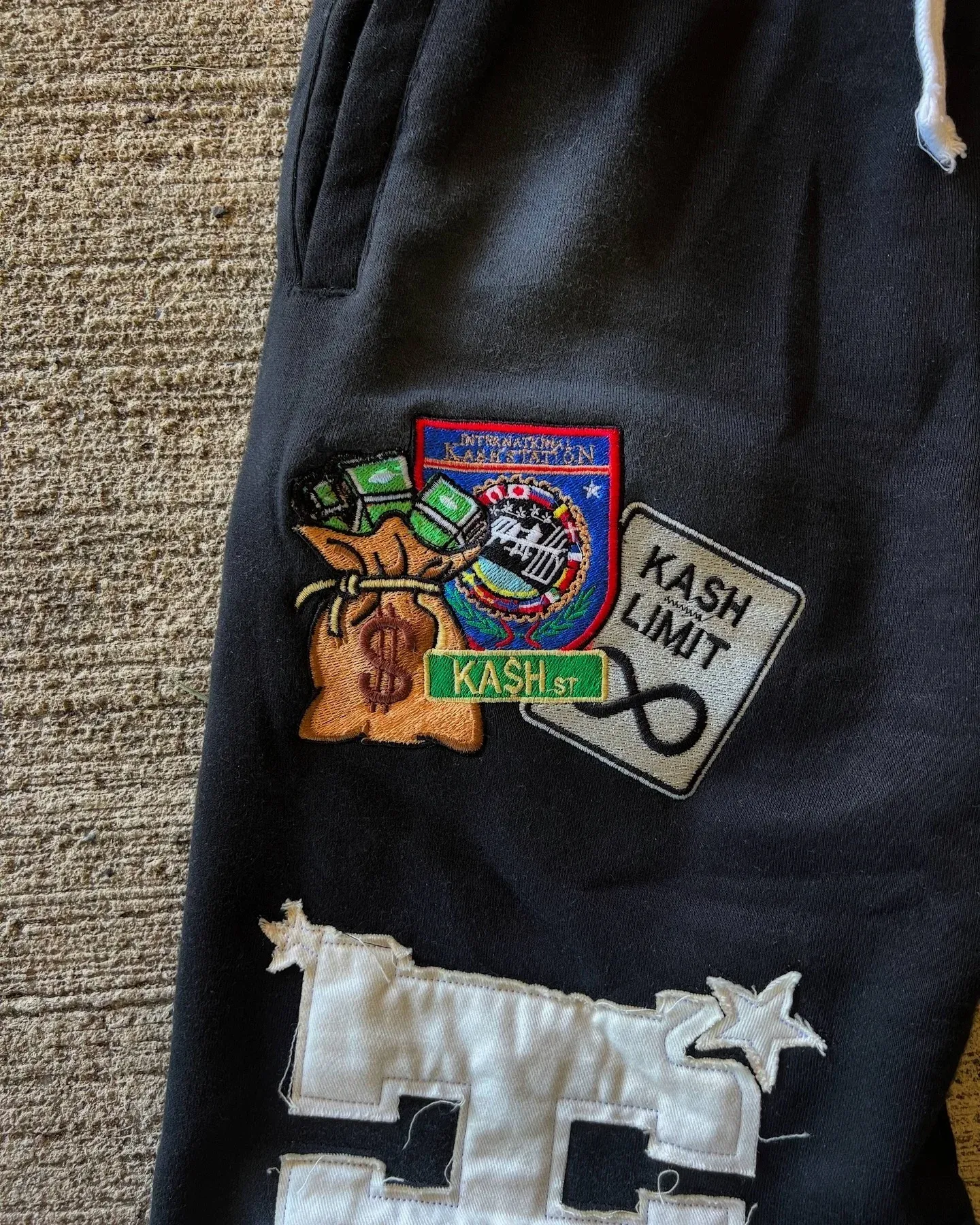 Pantaloni da uomo, pantaloni della tuta americani Y2K, da uomo, stile gotico hip hop, con toppa a lettere, stile retrò, a doppio strato, larghi, con elastico in vita_voghion.com