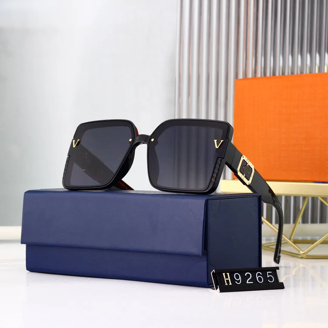 Designer Channel Cycle Lussuoso Moda Donna Uomo Occhiali da sole Diamond Square Parasole Crystal Shape Sun Pacchetto completo_voghion.com