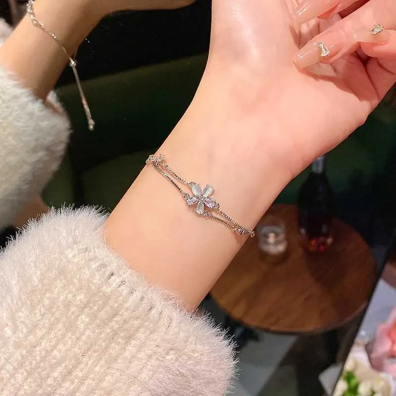 Bracciale con charms in zirconia cubica da donna doppio strato_voghion.com