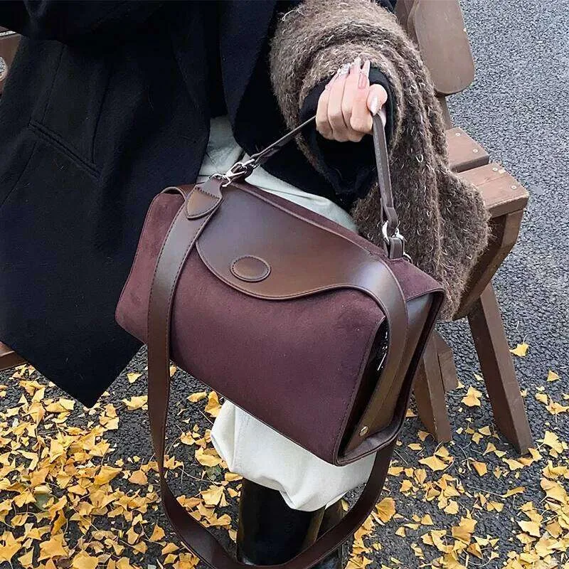 Borse 2025 Borsa a mano in pelle da donna, firmata, moda autunno inverno, grande borsa Boston, morbida pelle scamosciata opaca, tracolla versatile da donna_voghion.com