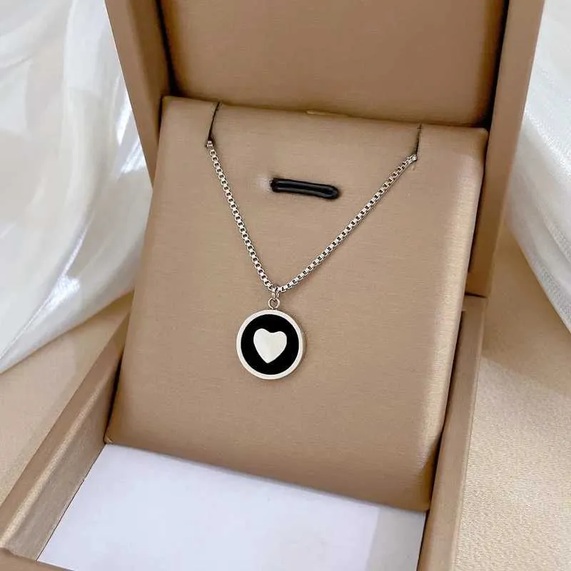 Kolyeler Kadınlar İçin Basit Kalp Kolye Paslanmaz Çelik Yuvarlak Madeni Para Disk Emaye Charm Choker Unisex Pop Takı_voghion.com