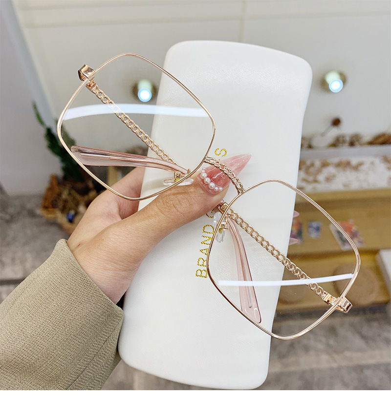 New Fashion Classic Oversize Sunglasses Women Brand Designer Metal Big Frame Shades Sun Glasses Eyewear Gafas UV400_voghion.com