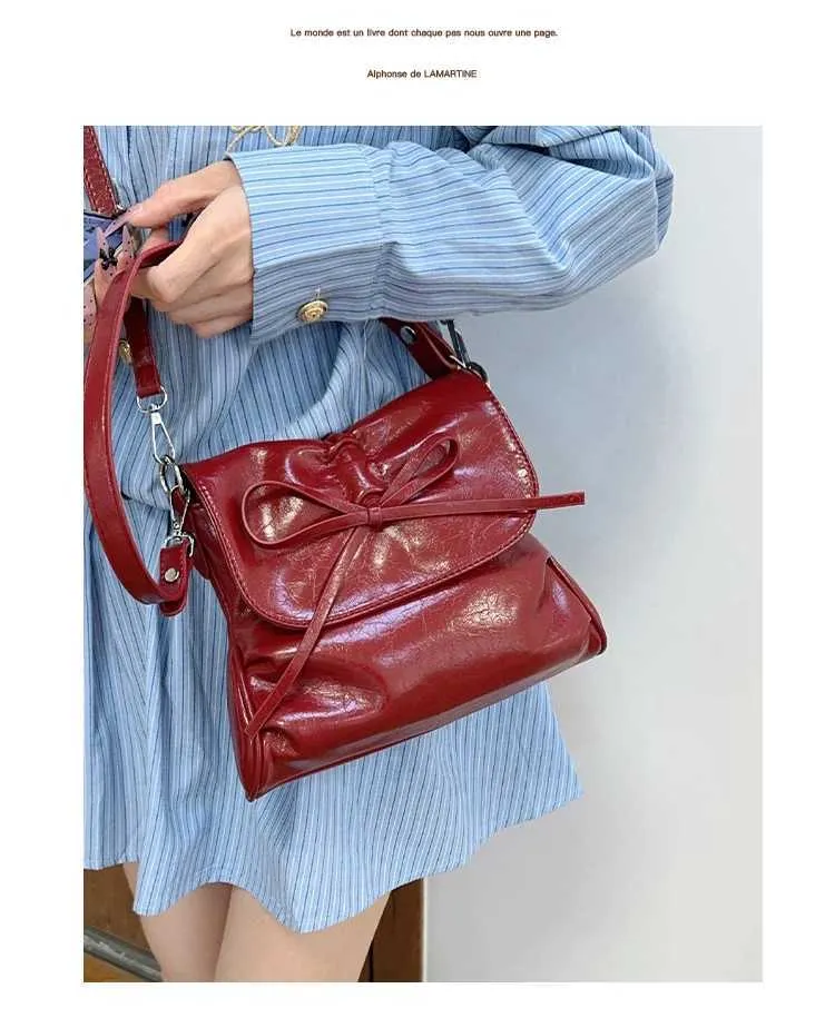 Stylish Women's Crossbody Shoulder Bag With Bows And Flap Closure_voghion.com