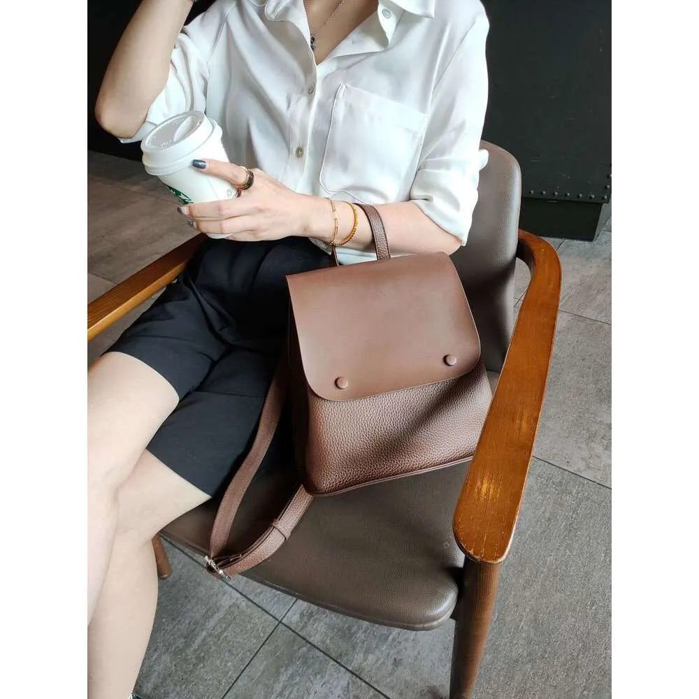 Sac à dos en cuir de vache pour femme, sac à bandoulière de style coréen avec bouton de couleur, sac de loisirs pour collège de haute qualité_voghion.com