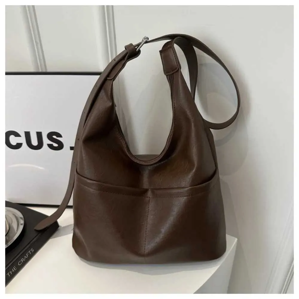 Large Women's Shoulder Bag Stylish Pu Daily Work Handbag_voghion.com