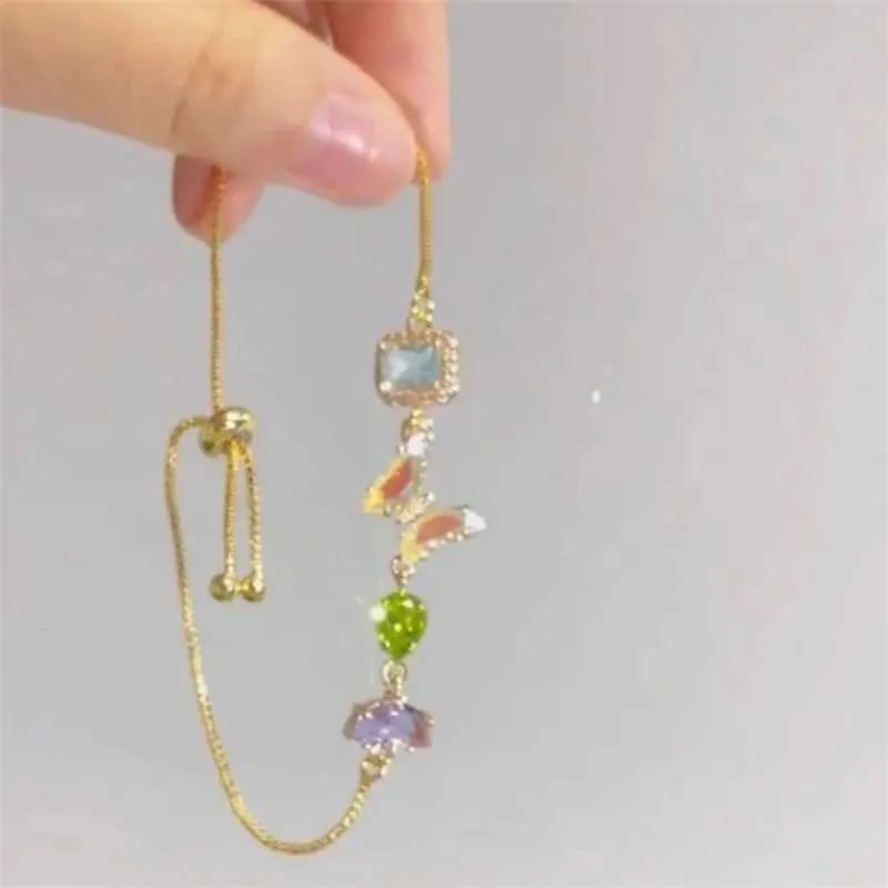 Bracciale a farfalla con cristalli da donna regolabile in oro_voghion.com