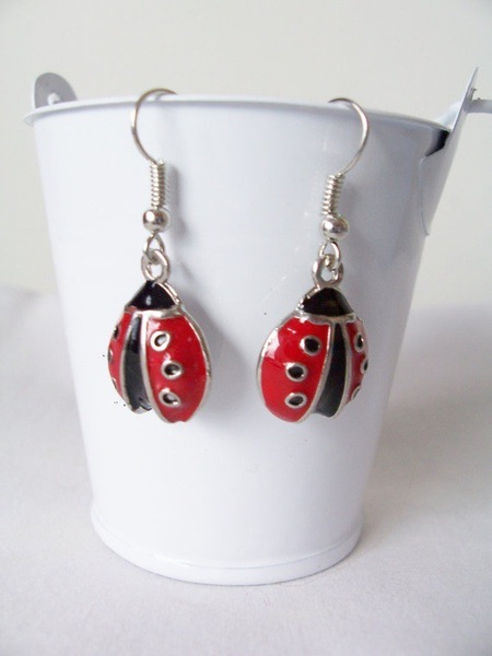 Grenzüberschreitende japanische und koreanische Ohrringe, schlicht und niedlich, süße Insekten, Marienkäfer-Ohrringe mit sieben Punkten, handgefertigte Ohrringe_voghion.com