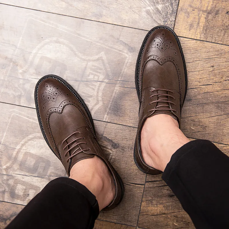 Sapatos Oxford masculinos estilo brogue para balada, negócios, traje formal italiano, moda casual, em couro, novos modelos para homens, ideais para casamentos e festas._voghion.com