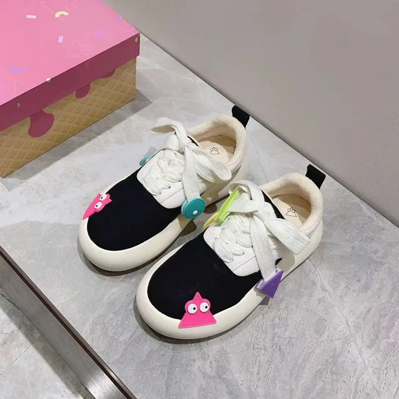 Thick Soled Round Toe Canvas Shoes For Couples Mesh Breathable Comfortable Casual And Versatile Niche Design Sneakers_voghion.com