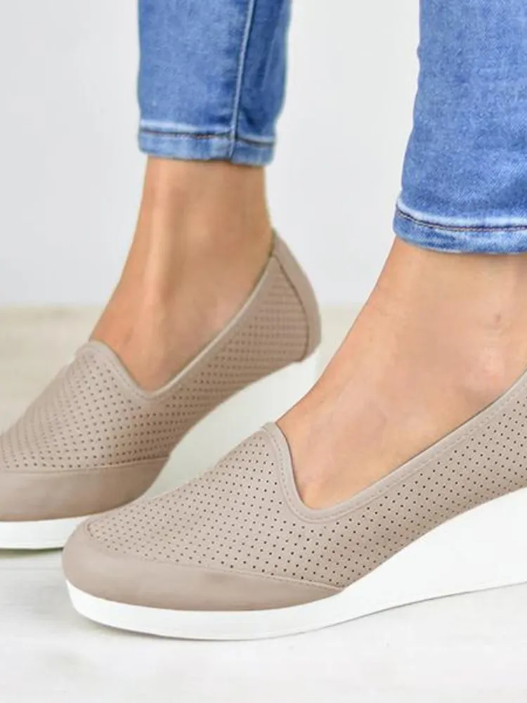 2022 New Wedges Women Sneakers Light Breathable Ladies Slip-On Solid Color Female Sport Casual Shoes atillas Mujer_voghion.com