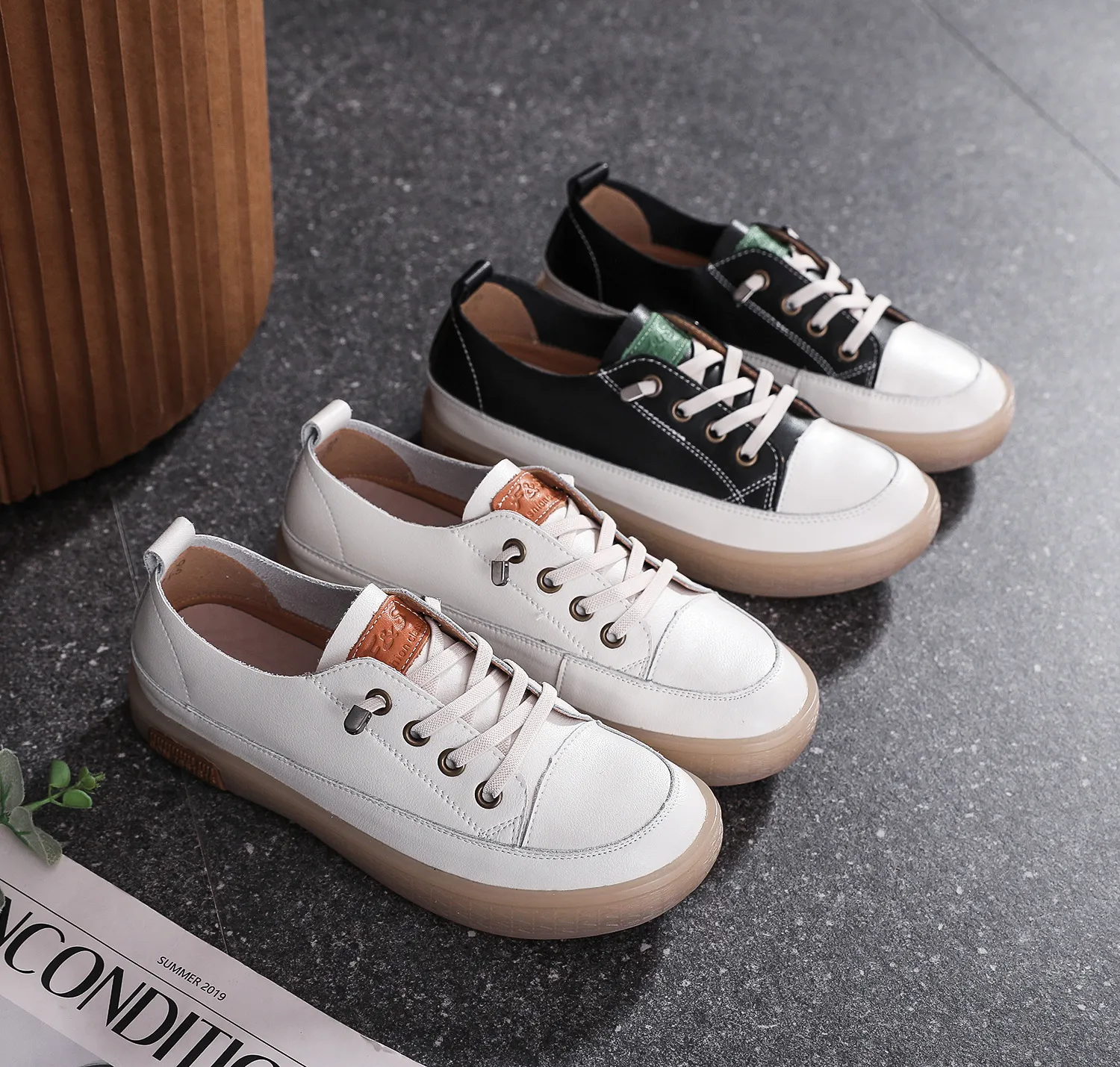 Scarpe da tavola casual con punta rotonda piatta, fascia elastica in vera pelle, basse, bianche, comode e traspiranti, con fondo morbido_voghion.com
