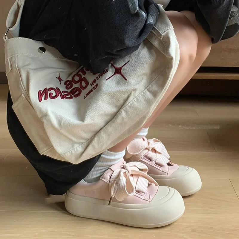 Thick Soled Canvas Shoes For Women White Low Top Trainer Sneakers_voghion.com