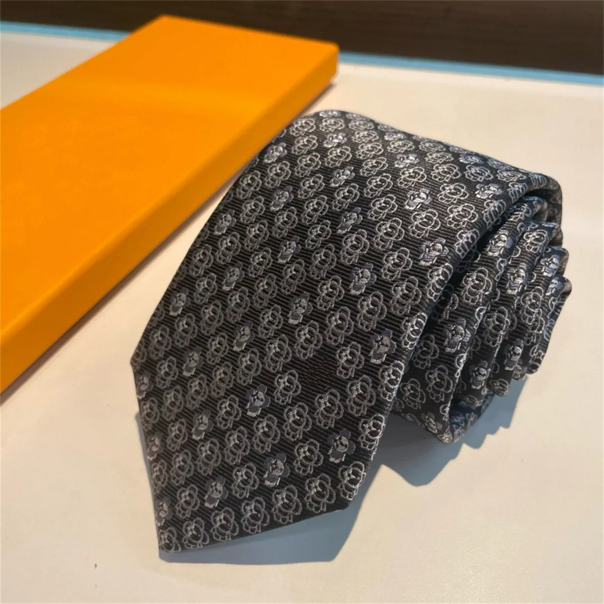 2024 Marke Hochzeit Krawatten Männer Krawatte Designer Krawatte 100% Seide Anzug Krawatten Business Krawatte V881d_voghion.com