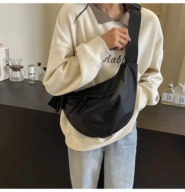 Borsa a tracolla in nylon alla moda, stile punk, tinta unita, grande capacità, multistrato, versatile, con arricciatura_voghion.com