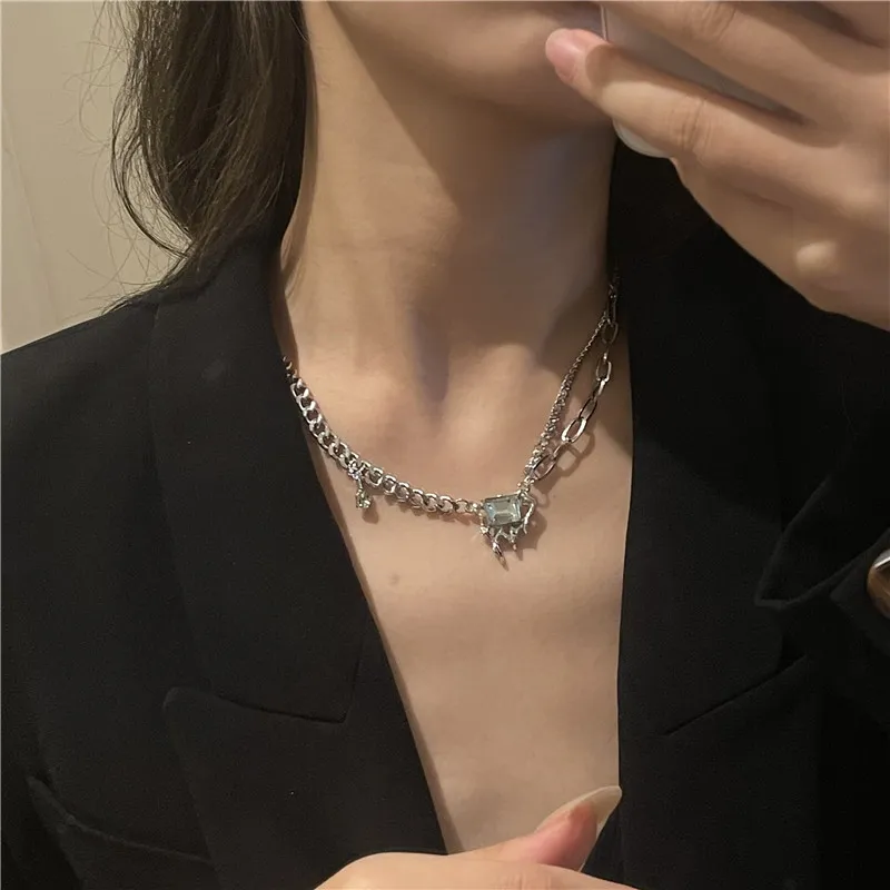 Anhänger Halsketten U-Magical Edelstahl Schmelzwachs Strass Halskette für Frauen Asymmetrie Chunky Chain Schmuck_voghion.com