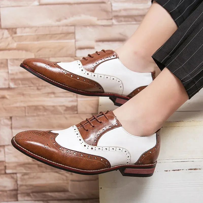 Chaussures de bal de promo en cuir pour hommes, mocassins à lacets, style richelieu, patchwork, noir et blanc_voghion.com