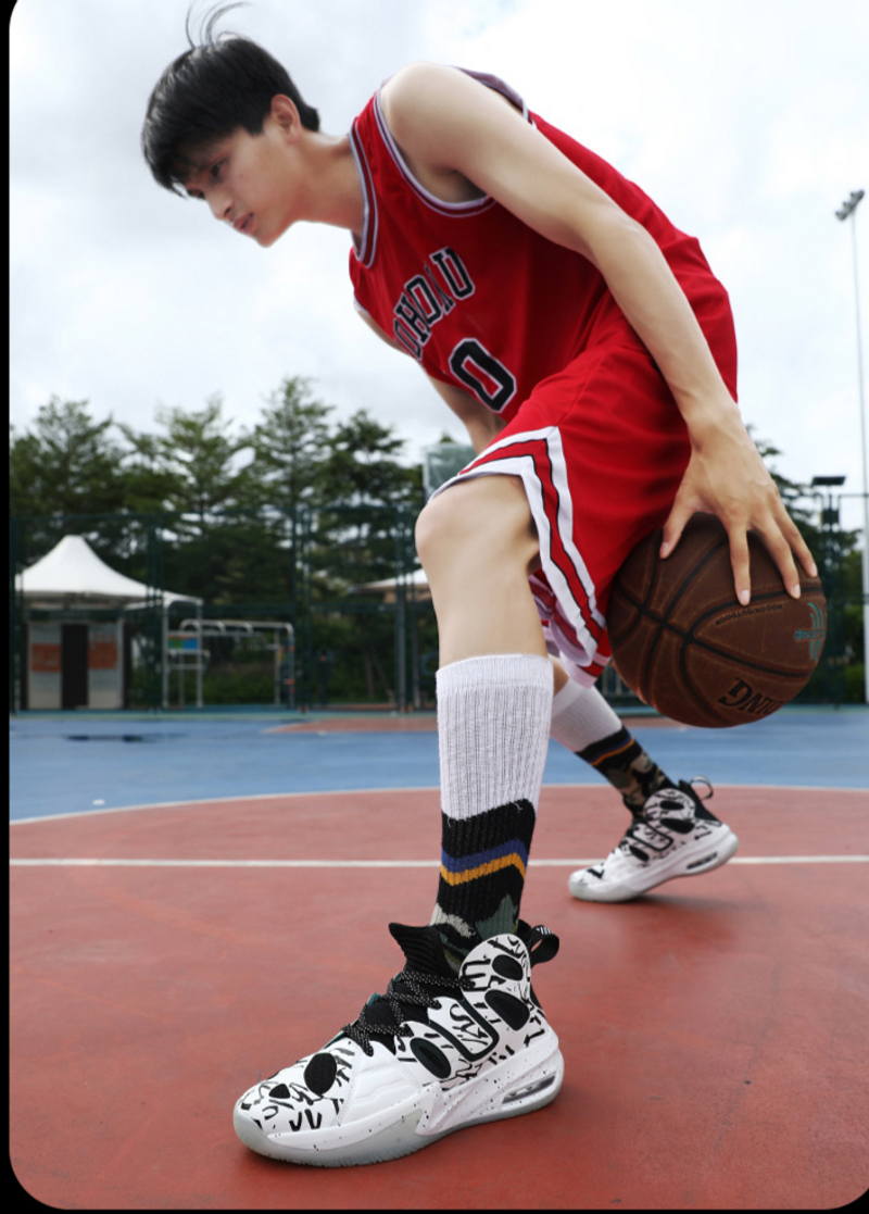 Pratici stivali da combattimento alti da basket Kobe, scarpe sportive antiscivolo resistenti all'usura, assorbimento degli urti da parte degli studenti_voghion.com