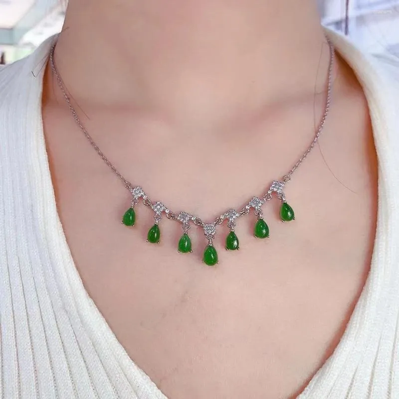 Ketten Elegante Sier Jade-Halskette für Party 4mm 6mm Natürliches Grün mit Vergoldung Allergiefreier Schmuck_voghion.com