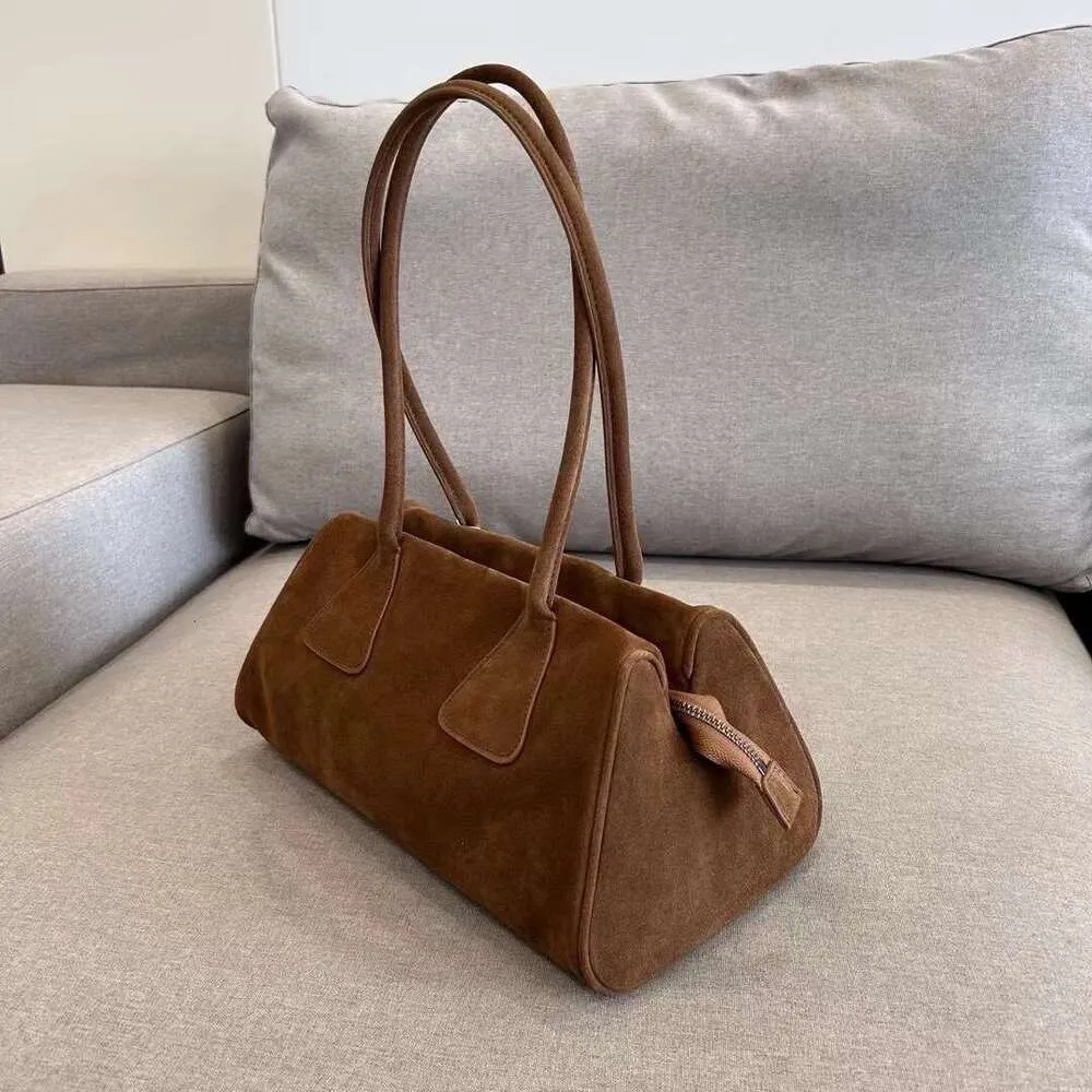 New Ins Chic Niche Stylish Pillow Bowg Tote Large Real Suede Cow Leather Women Shoulder Bag Long Handle Winter Handbag_voghion.com