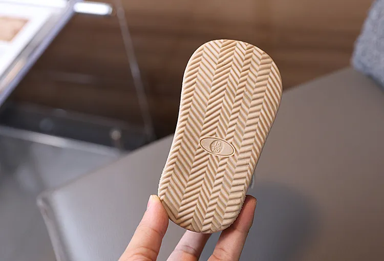 Littlesprouts Baumwollstiefel für Kinder, warm, für den Winter, neue Plüschstiefel für Jungen und Mädchen, verdickte weiche Sohle, rutschfeste Kleinkinderschuhe, Größe 16–26_voghion.com