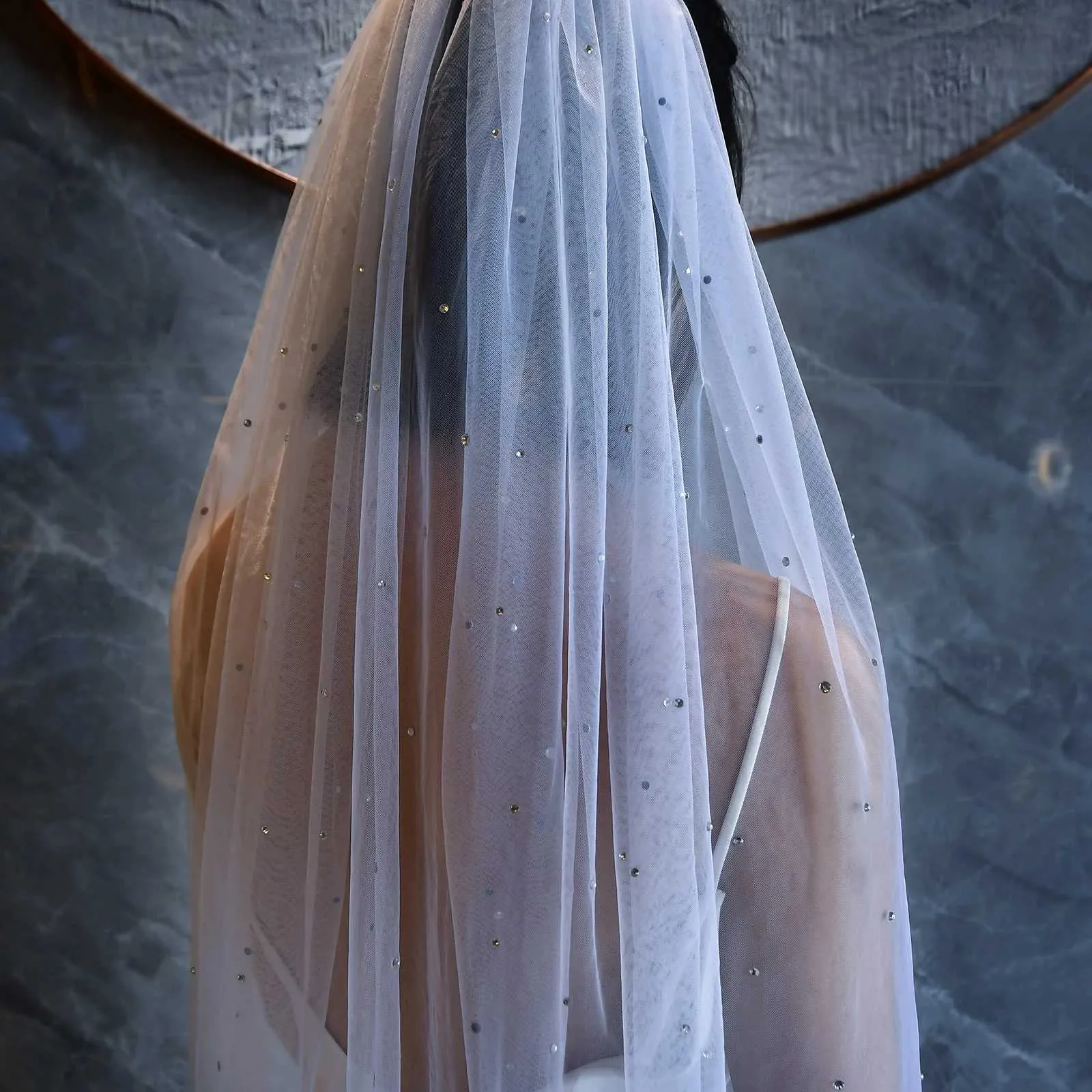 Gioielli per capelli M34 Velo corto Velo da sposa con strass Scintillante 1 strato Cristalli Perline Accessori da sposa Dia Sposa_voghion.com