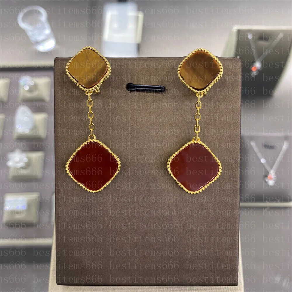 Due orecchini a bottone con ciondolo a forma di quadrifoglio, in madreperla, argento e agata placcata oro, per donne e ragazze_voghion.com