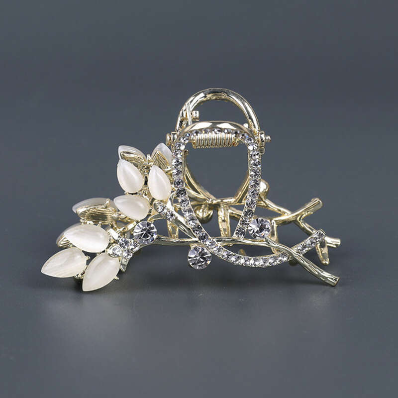 Capelli semi legati con piccola frangia nera, temperamento di alta qualità, fermaglio per capelli con mini frangia, fermaglio laterale Ins_voghion.com