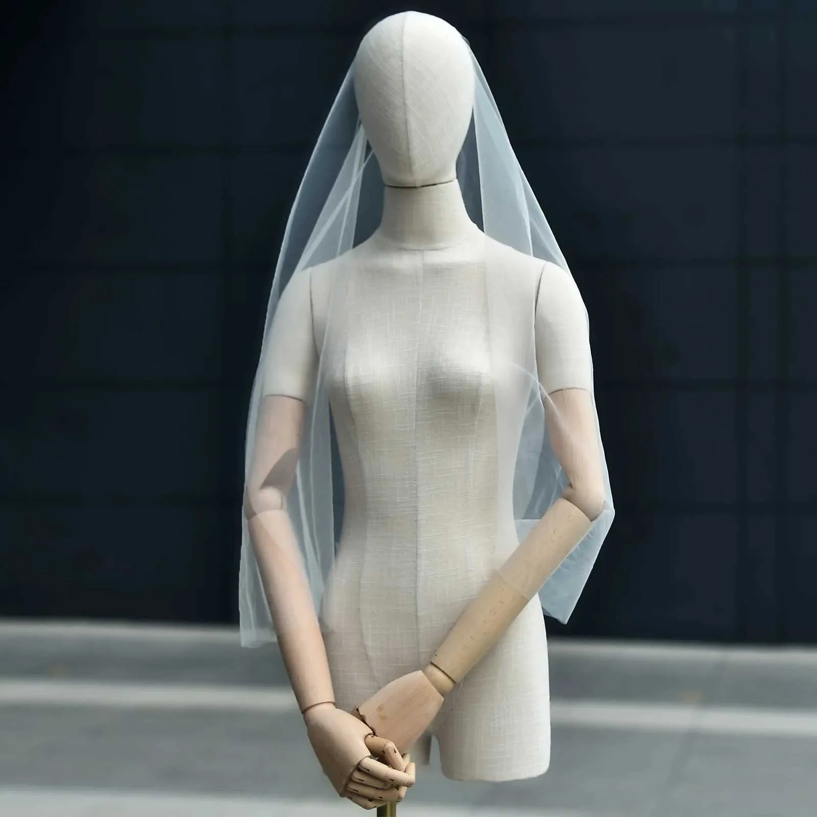 Gioielli per capelli V64 Veli da sposa semplici con perle, velo trasparente a 1 strato, bordo tagliato, perline, corti e morbidi, accessori da sposa per la sposa_voghion.com