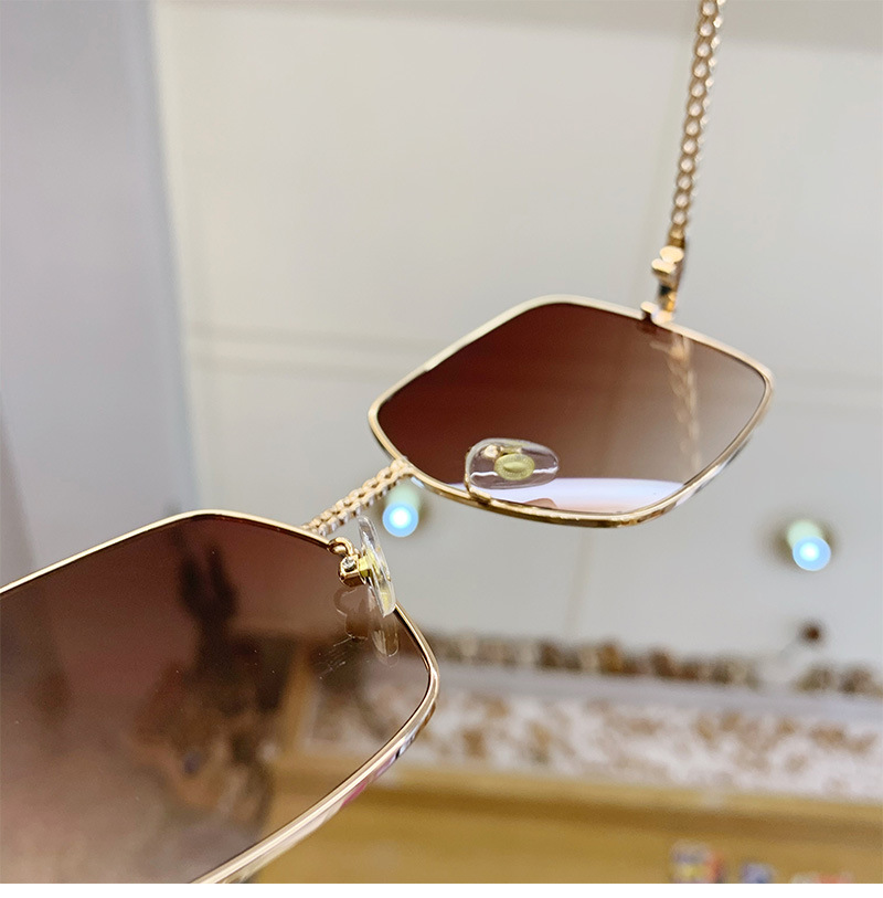 New Fashion Classic Oversize Sunglasses Women Brand Designer Metal Big Frame Shades Sun Glasses Eyewear Gafas UV400_voghion.com