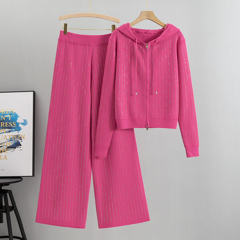 Vêtements pour femmes haut de gamme mode costume de sport décontracté pour femmes automne et hiver chaud diamant veste à capuche pantalon large tempérament costume deux pièces