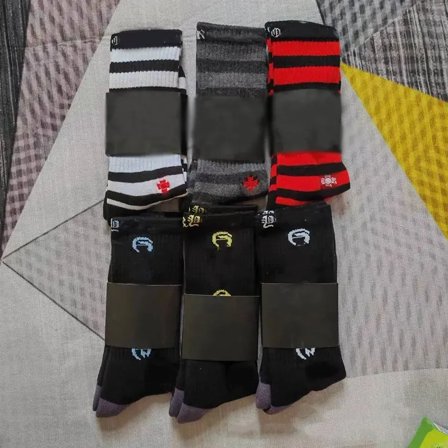 Men Women socks Designer stocking classic letter comfortable breathable cotton high quality fashion 15 kinds of color_voghion.com