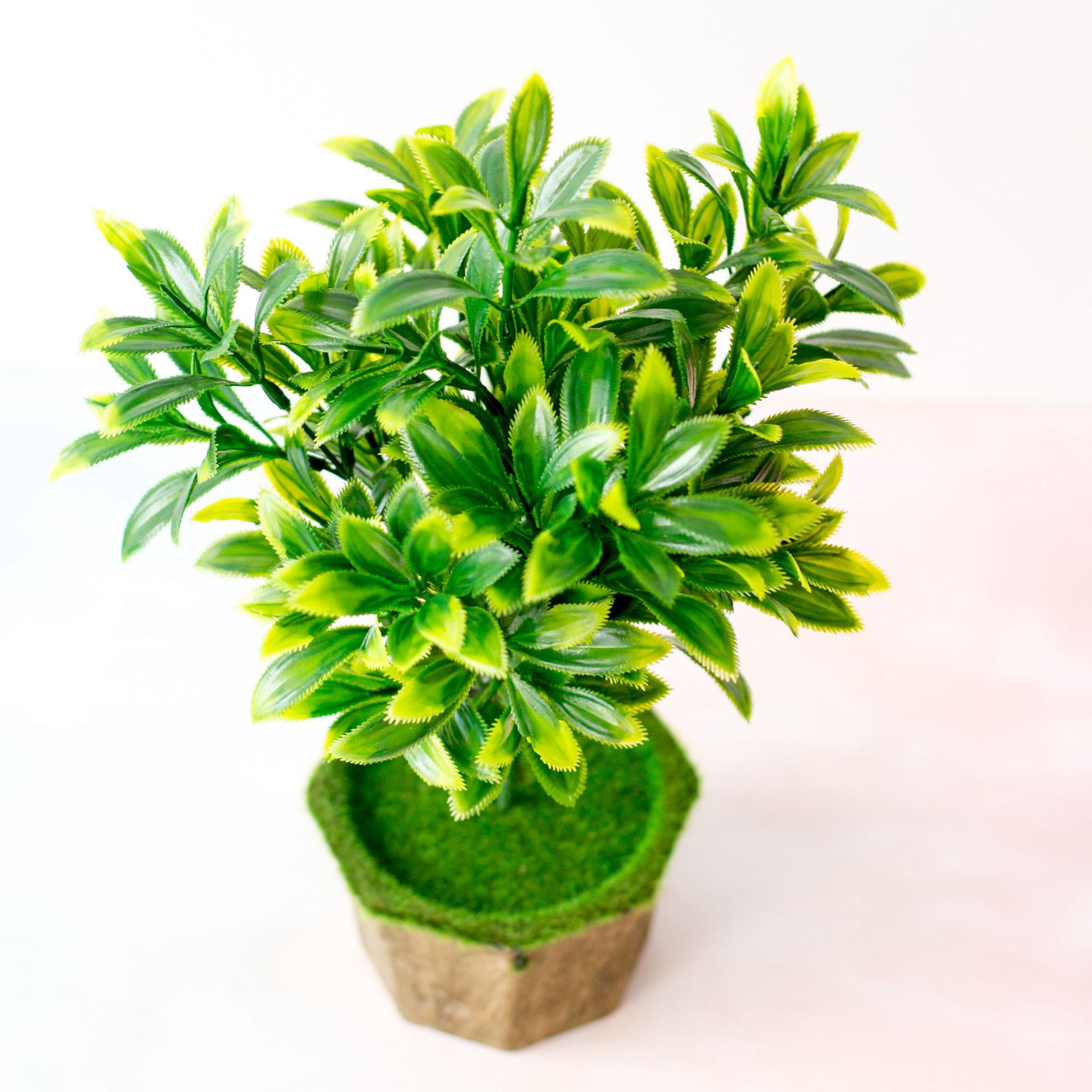 Plantes de simulation de matériau de mur végétal herbe d'eau à 7 branches avec plante de fougère à fleurs de dents_voghion.com