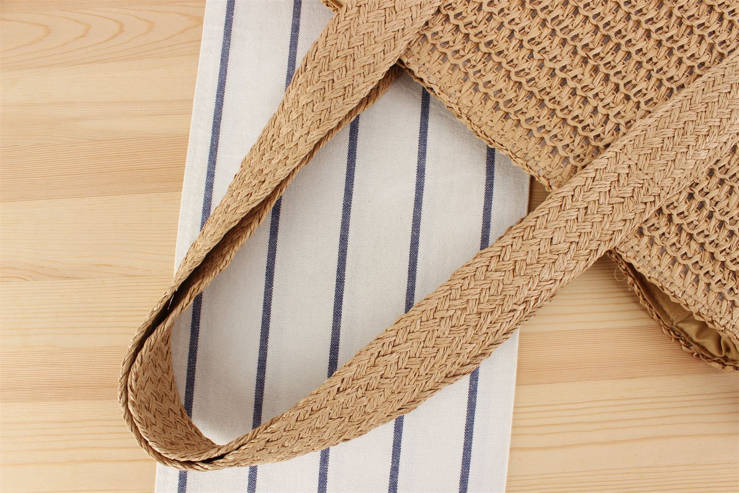 Borsa di paglia di grande capacità per le vacanze al mare Borsa tote Borsa a tracolla semplice ed avanzata per il tempo libero_voghion.com