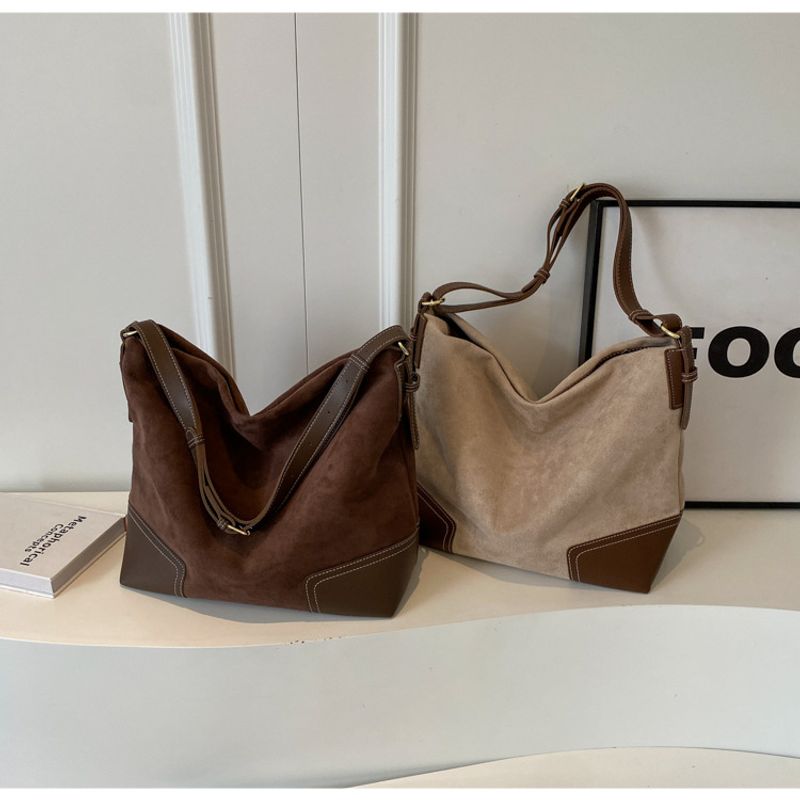 Suede Shoulder Bag For Women Large Capacity Trendy Tote Bucket Bag_voghion.com
